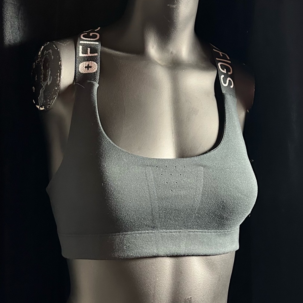 FIGS Sports Bra